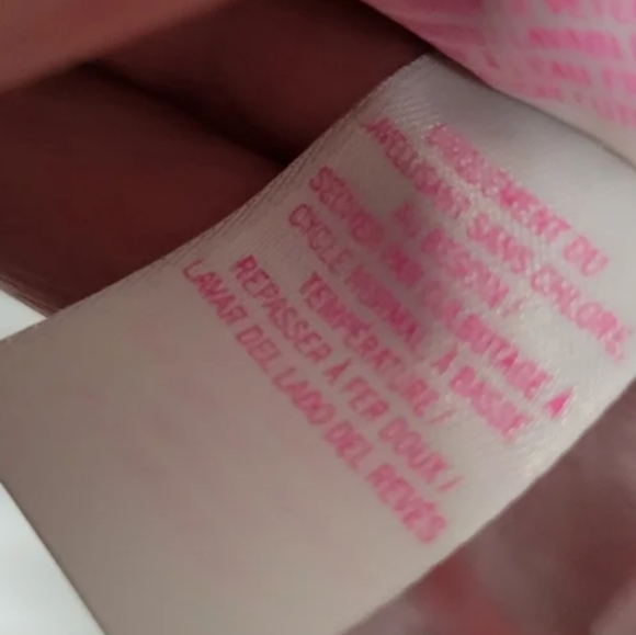 PINK Victoria's Secret Logo Long Sleeve Lightweight Sweatshirt - Picture 7 of 9